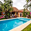 Casa Aluxes Hotel