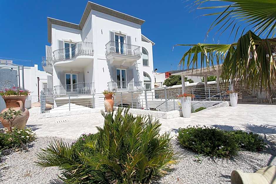 Odysseus Hotel