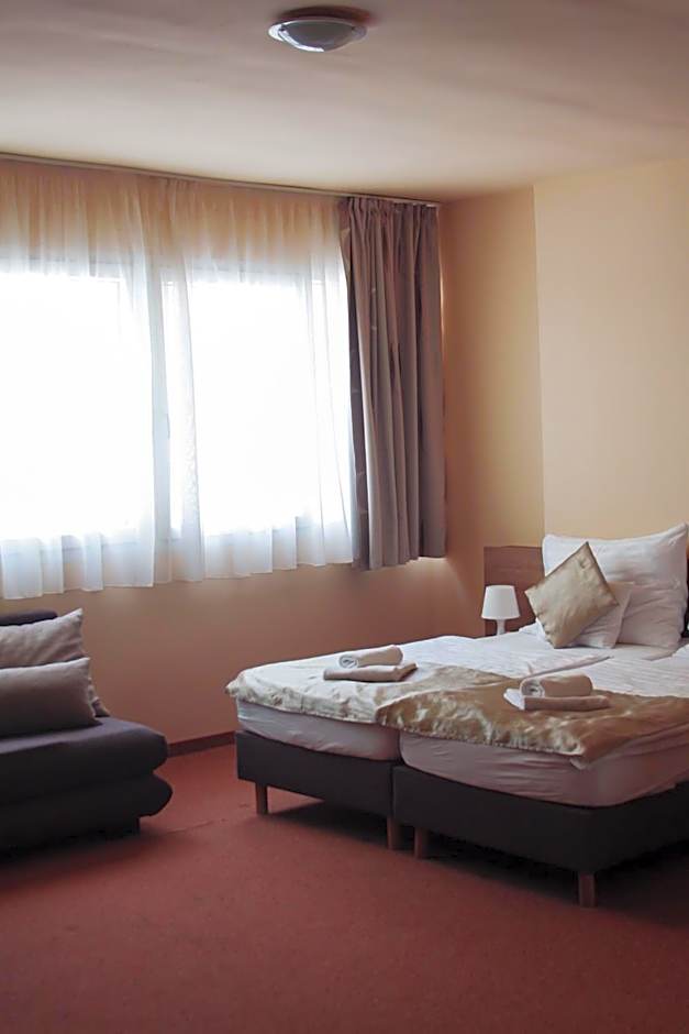 Centrooms Eger