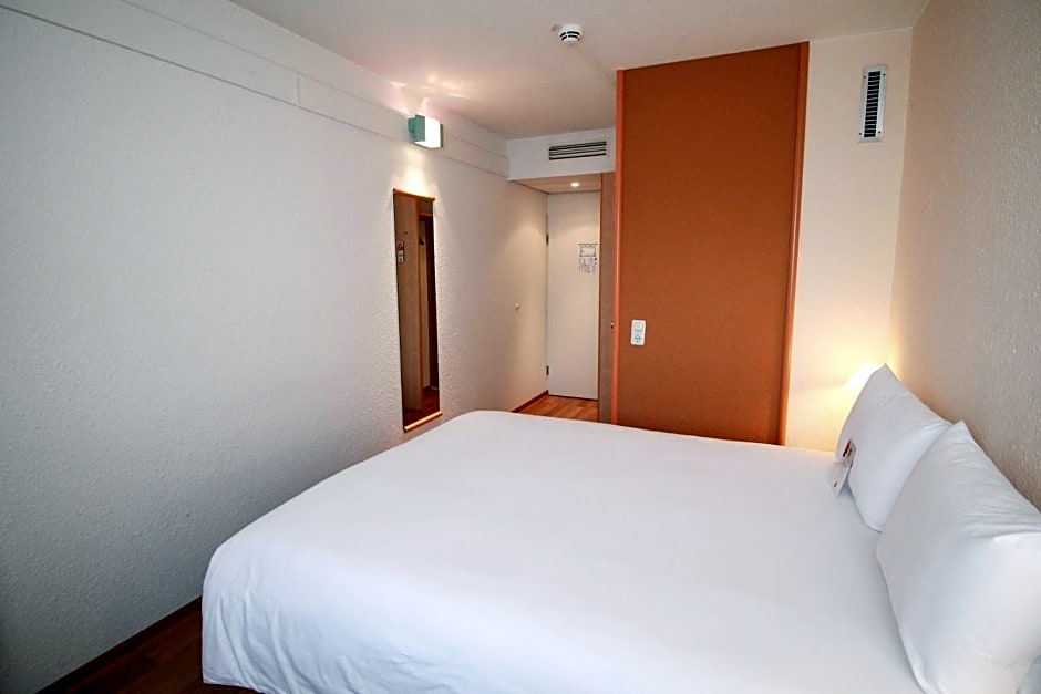 ibis Hotel Düsseldorf Hauptbahnhof