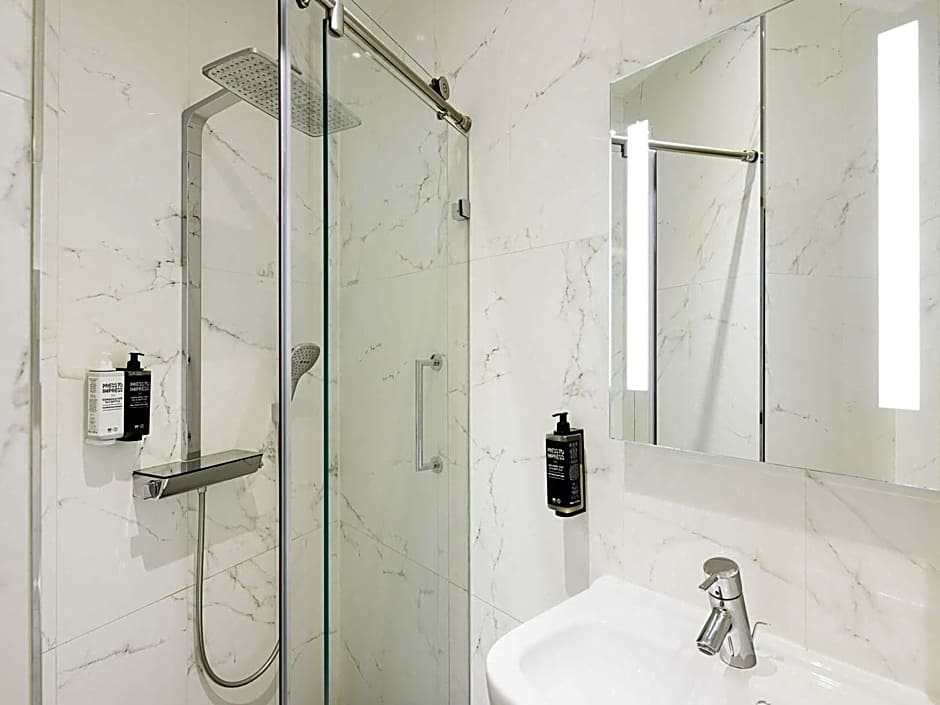 Ibis Styles Amsterdam CS Hotel