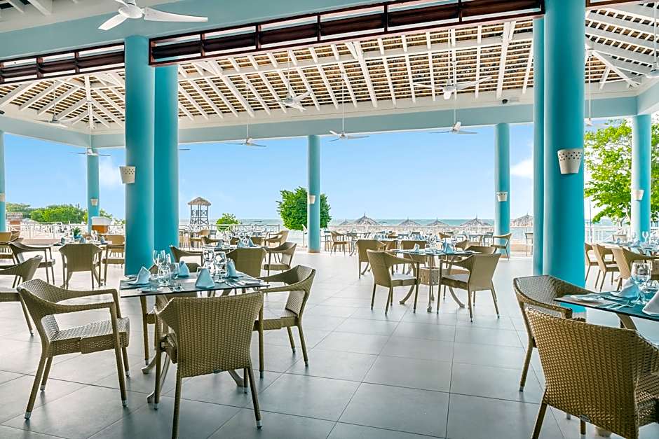 Iberostar Waves Rose Hall Beach All Inclusive