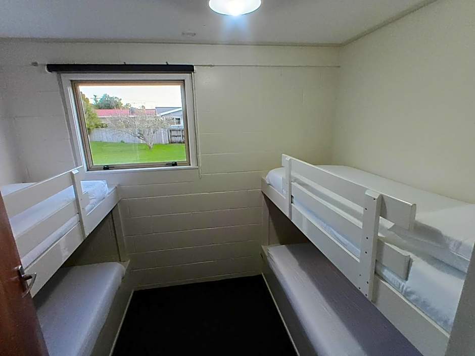 Harbourside Holiday Park