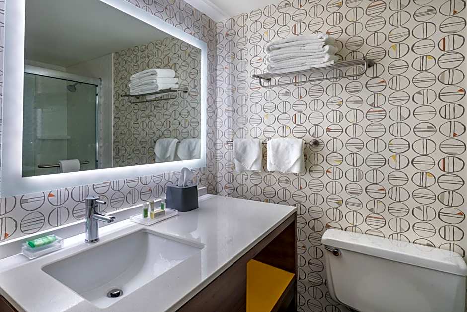 Holiday Inn Hotel And Suites Pittsfield-Berkshires By IHG