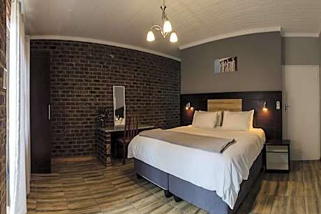 The Woodsman Bed and Breakfast