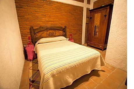 Double Room with Private Bathroom (1 Bed)