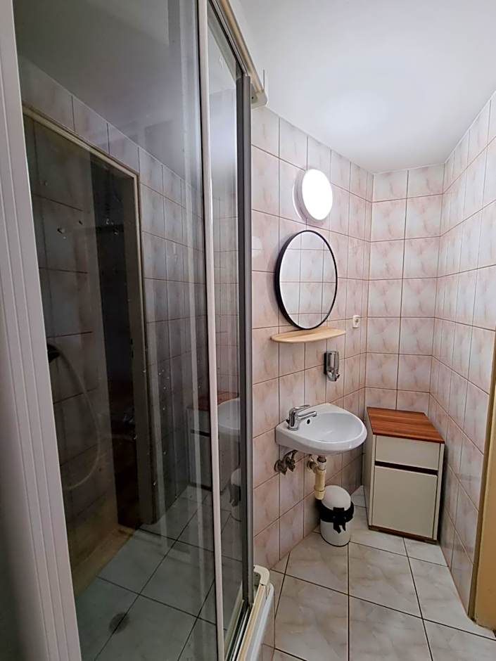 Karczma Regionalna Młyn -pokoje gościne