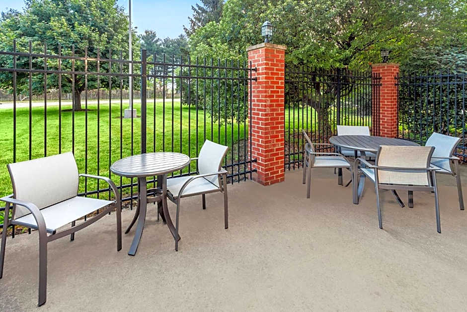 Holiday Inn Express Hotel & Suites Urbana-Champaign-U of I Area By IHG