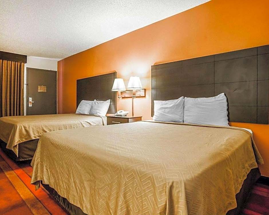 Econo Lodge Urbandale