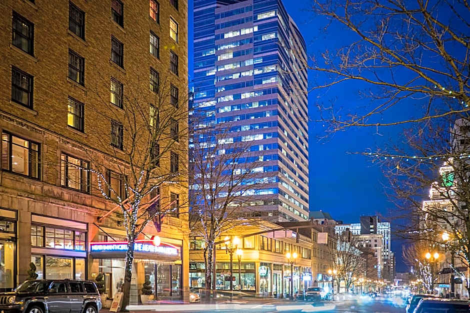 Heathman Hotel