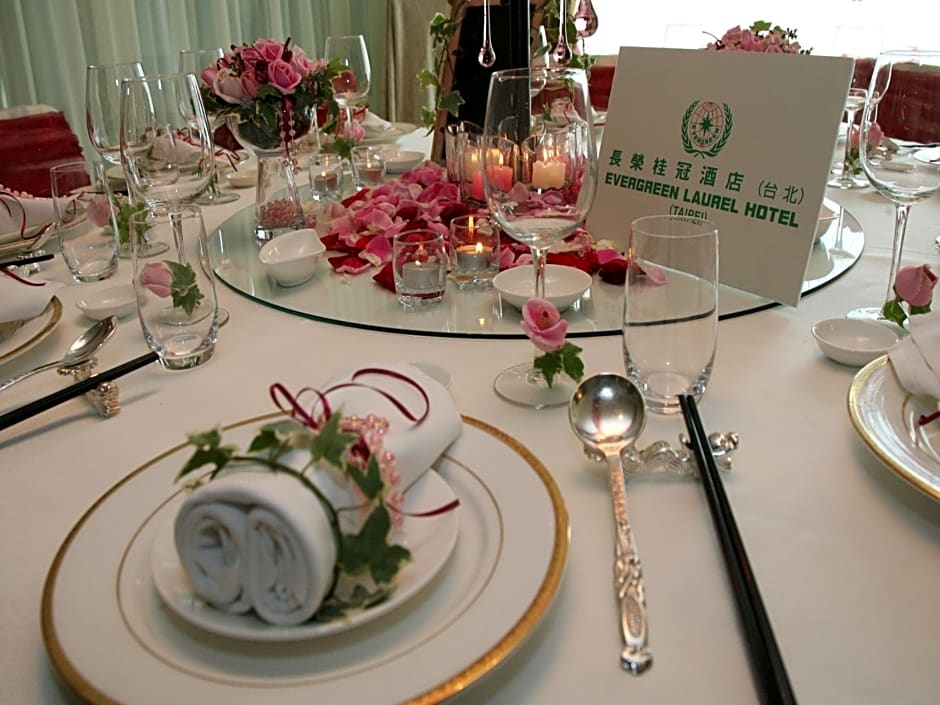 Evergreen Laurel Hotel