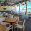 Costa de Oro Beach Hotel