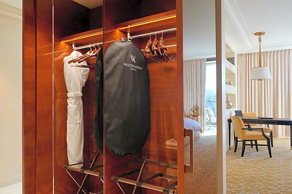 Waldorf Astoria By Hilton Beverly Hills
