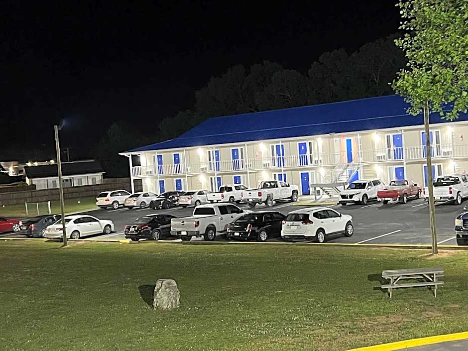 Towne inn