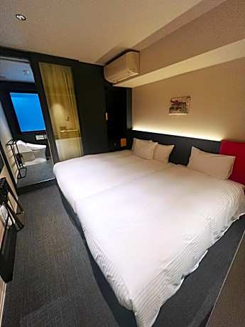 Twin Room with Shower