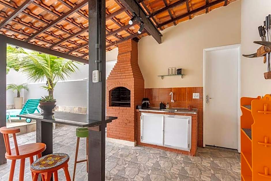 Casa com piscina em Piratininga