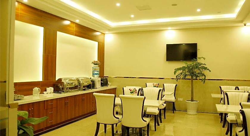 GreenTree Inn JiangSu Wuxi Jiangyin Huashi Avenue Huaxi Village Business Hotel