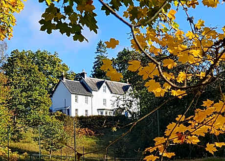 Tirindrish House B&B