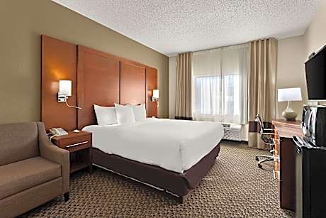1 King Bed, Nonsmoking, Promotional