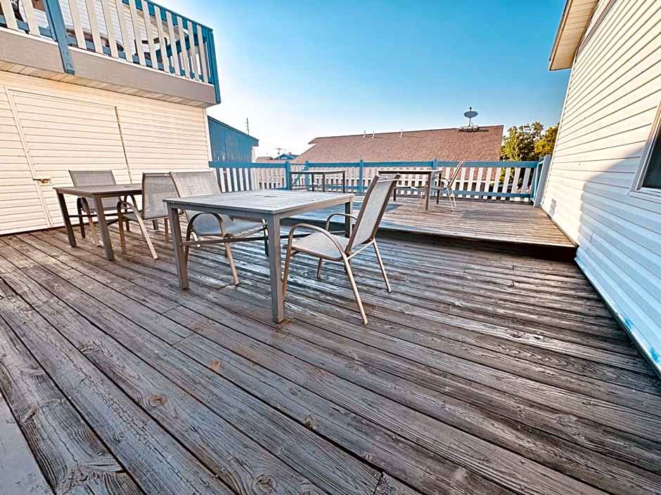 Ozark Inn and Suites