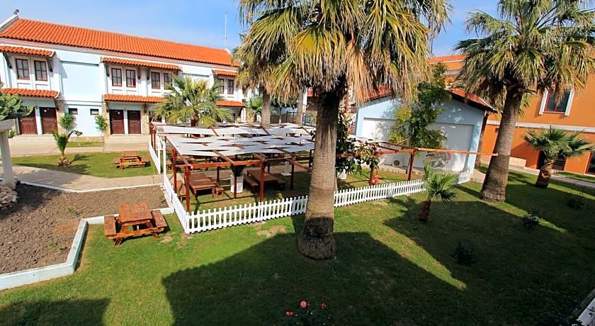 Lucas Didim Resort