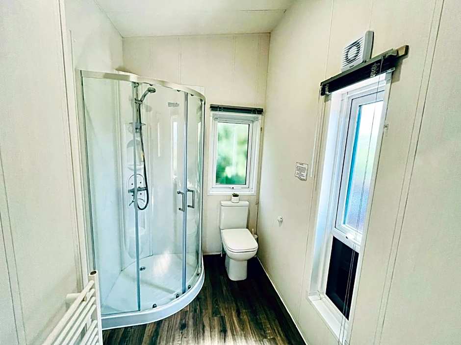 Black Bull Retreat, Barmston with Private Hot Tubs