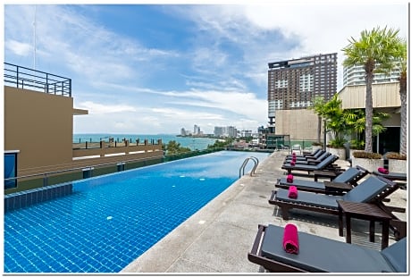 Sea Me Spring Too Hotel