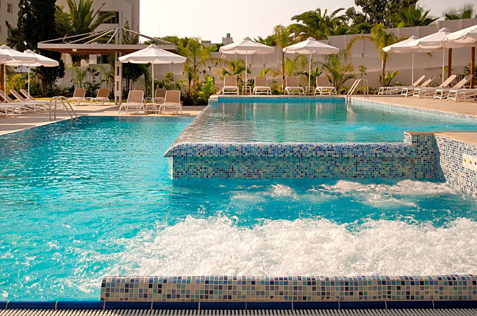 Vangelis Hotel & Suites