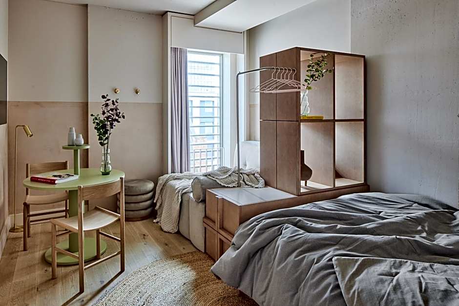 Buckle Street Studios by Locke