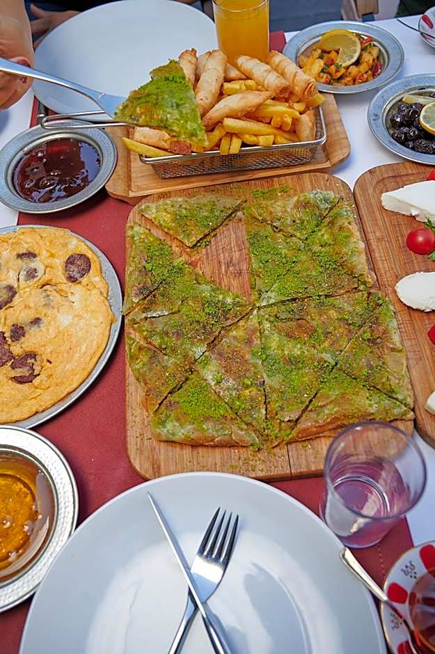 Bayazhan Hotel ve Restaurant