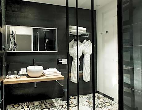 Charm Room