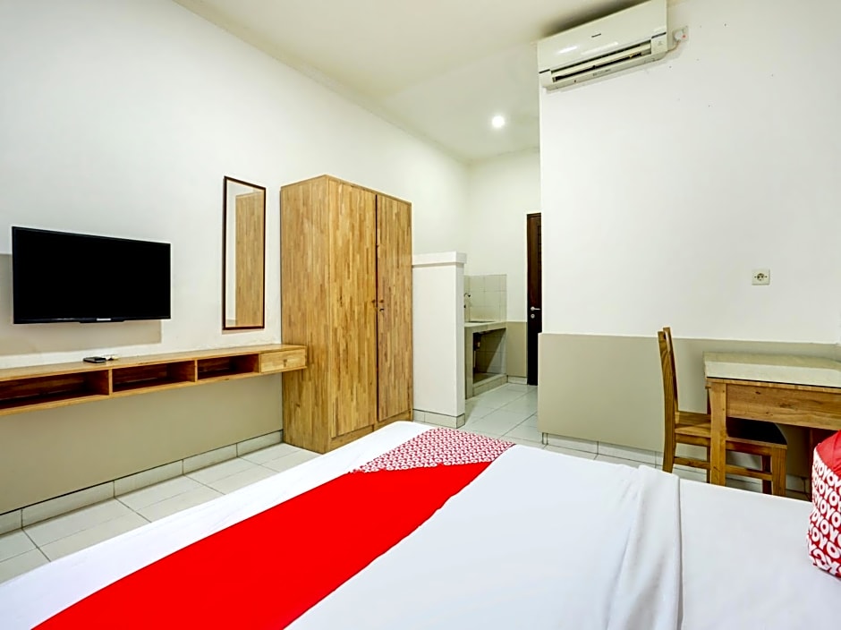 OYO Flagship 90754 Alamanda Guesthouse