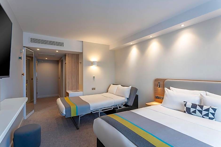 Holiday Inn Express Dublin-Airport By IHG