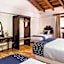 Capital O Hotel Central