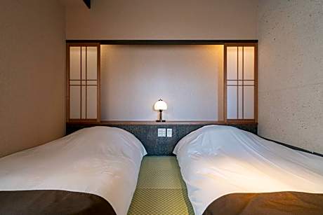 Deluxe Twin Room with Tatami Area and Open-Air Bath - Non-Smoking