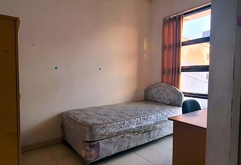 Hotel O MUMU HOMESTAYNearCarnival Park Surabaya