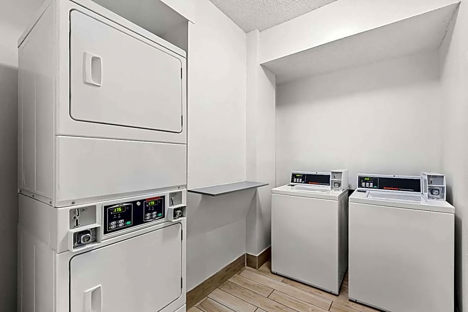 Comfort Suites Denver North - Westminster