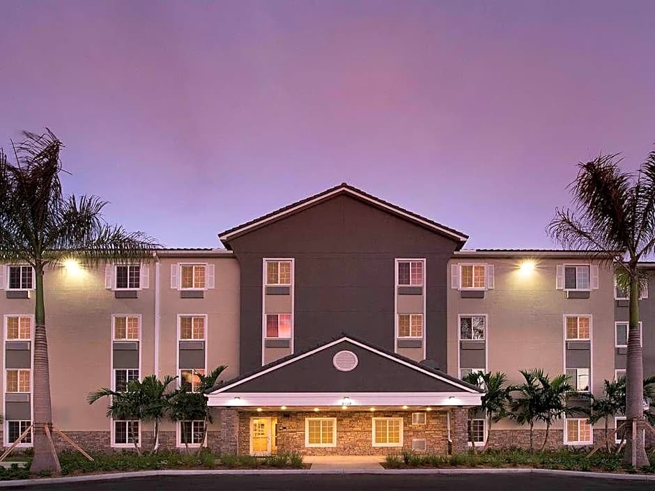 WoodSpring Suites Fort Lauderdale