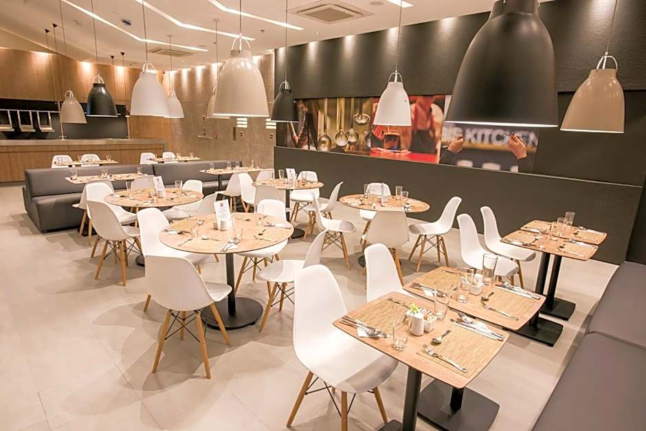 Ibis Cali Granada