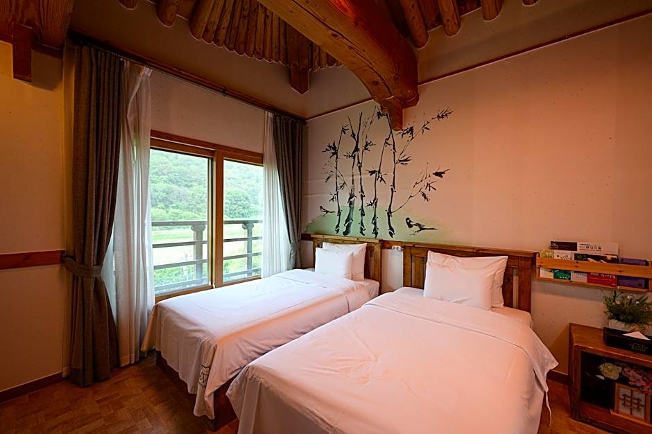 Wangyijimil Hanok Hotel