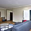DoubleTree by Hilton Chatsworth