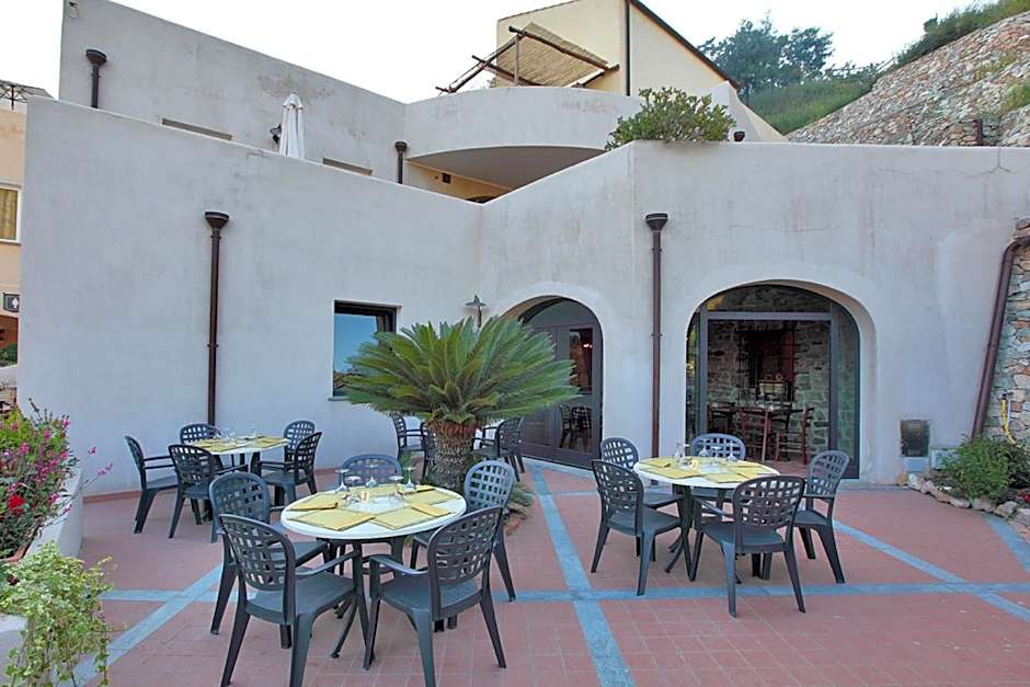 Il Villaggio Di Giuele