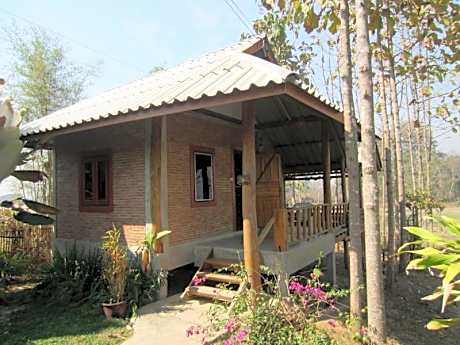 Pai Porpeang  Guesthouse