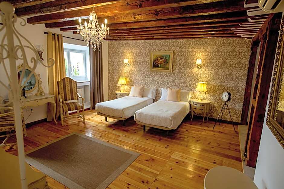 Oriente Palace Apartments