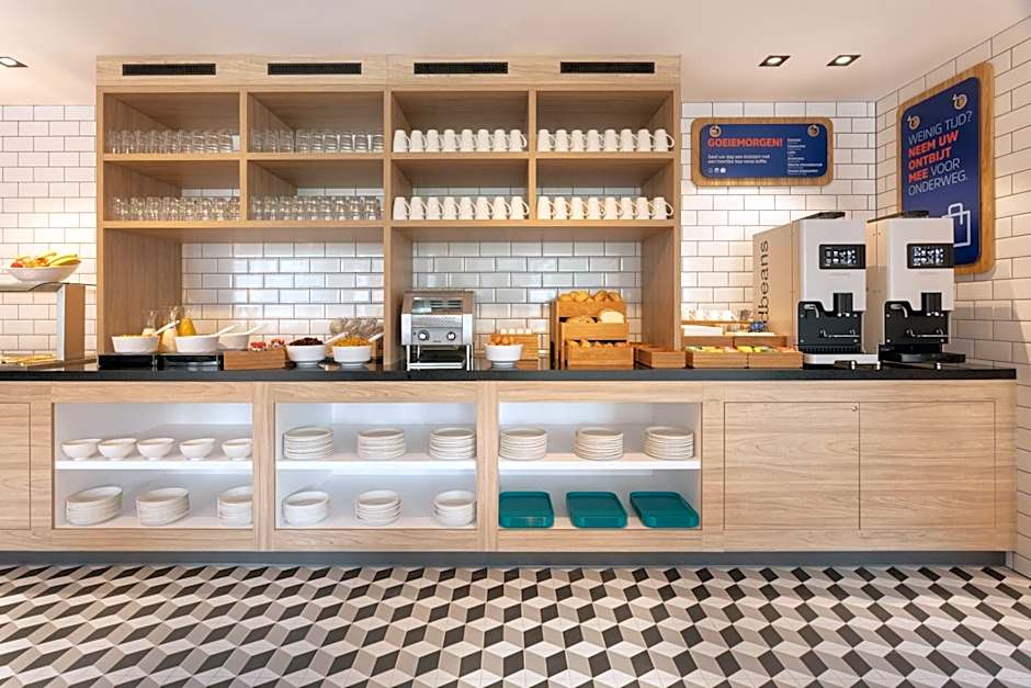 Holiday Inn Express And Suites Deventer By IHG