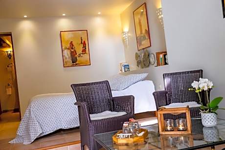 Chambre Double Standard avec Bain, accès gratuit à la piscine et au SPA