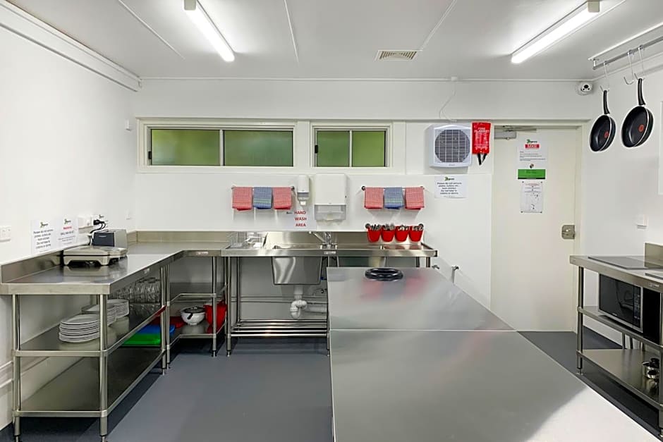 Airlie Beach Magnums - Adults Only