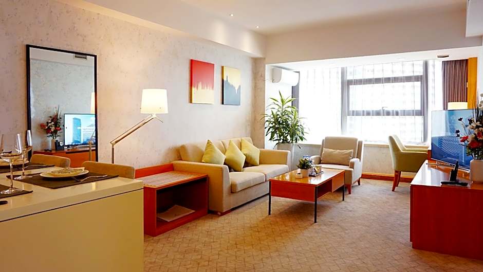 Photo 1 of 5 of Business Suite
