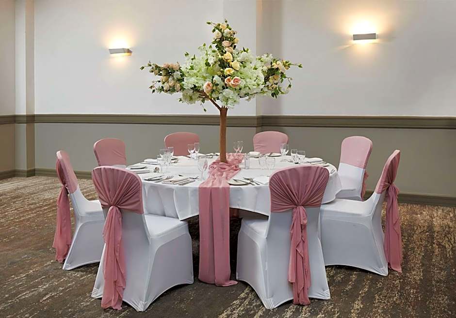 DoubleTree by Hilton Swindon