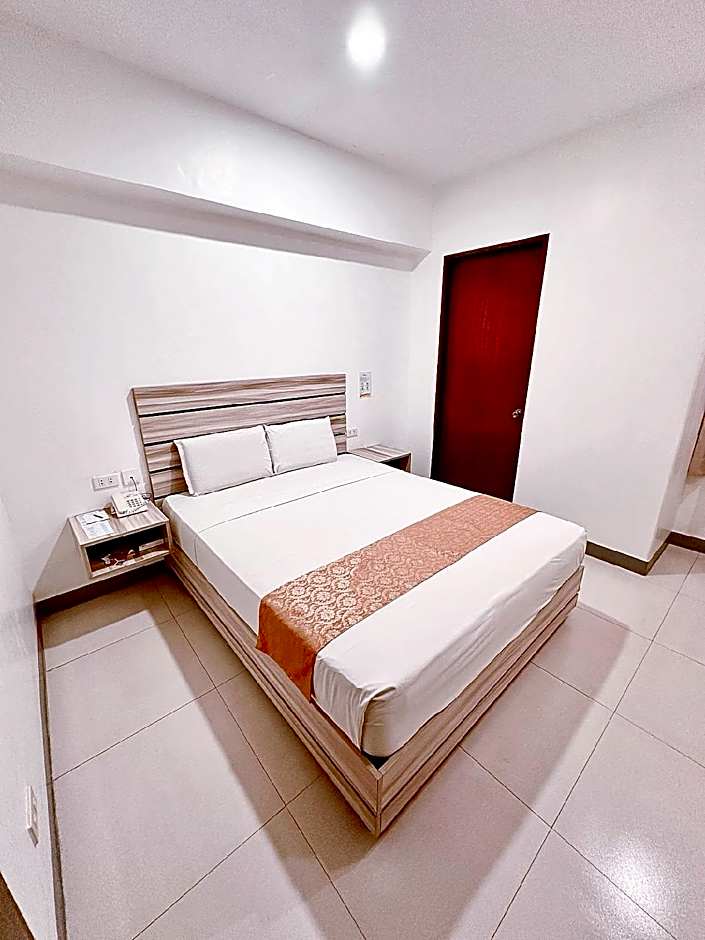 Travelbee Fuente Inn